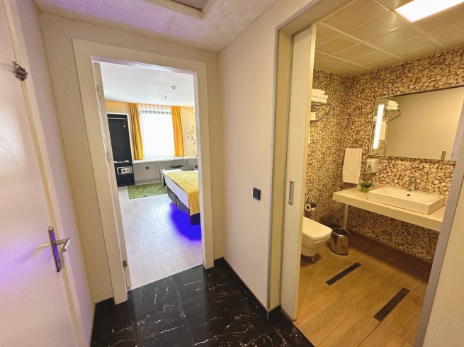 TEMPO SUITES AIRPORT